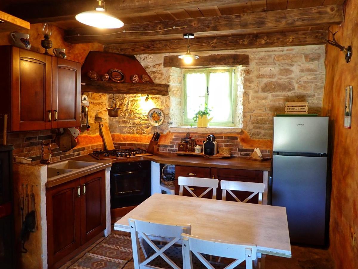 Cottage Al Merlo Olivo بوجي المظهر الخارجي الصورة