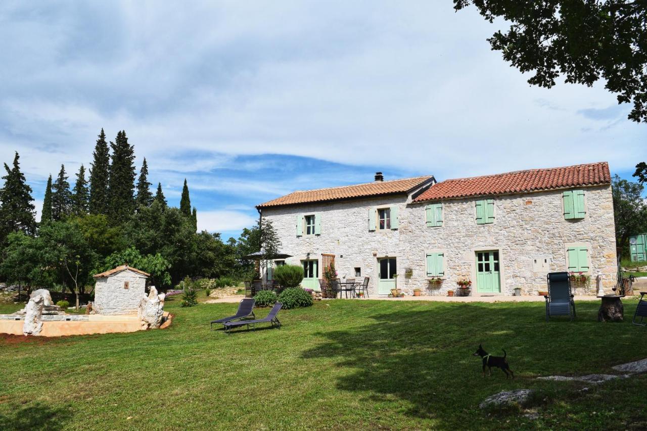 Cottage Al Merlo Olivo بوجي المظهر الخارجي الصورة