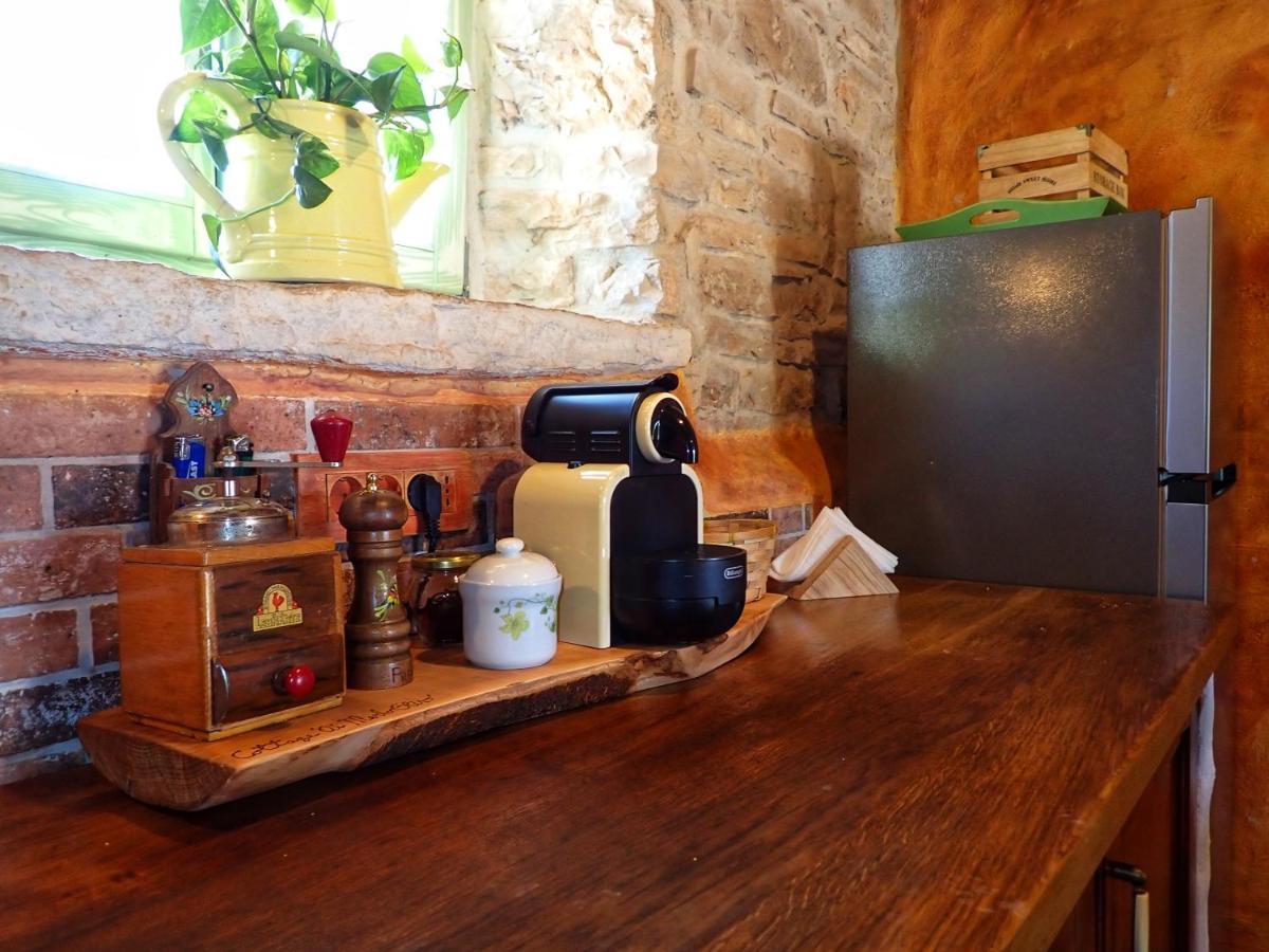 Cottage Al Merlo Olivo بوجي المظهر الخارجي الصورة